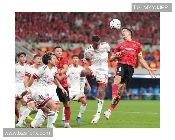 成都足球队以63分领跑总决赛积分榜展现强劲实力