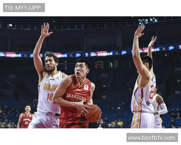 武汉篮球队与南京篮球队赛后复盘探讨团队协作的成功与不足之处